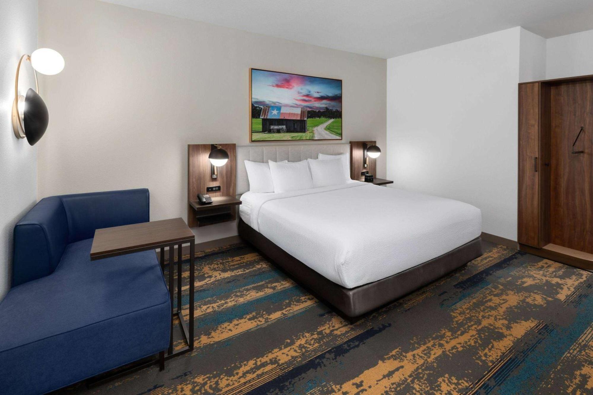 La Quinta Inn & Suites By Wyndham San Antonio At The Rim Экстерьер фото
