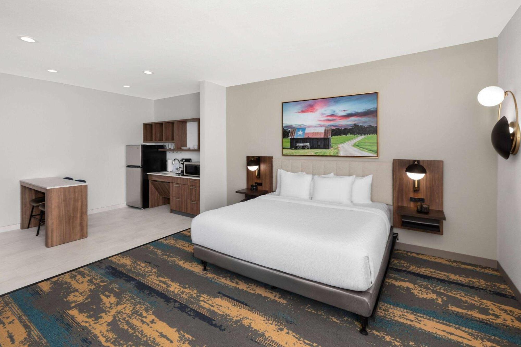 La Quinta Inn & Suites By Wyndham San Antonio At The Rim Экстерьер фото